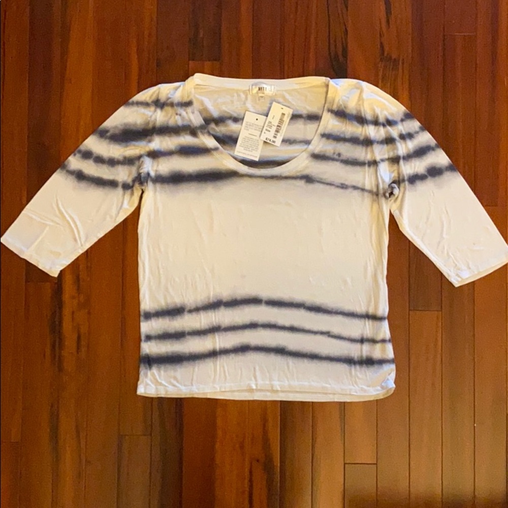 NYTT tie-dye scoop neck shirt with 3/4 sleeves